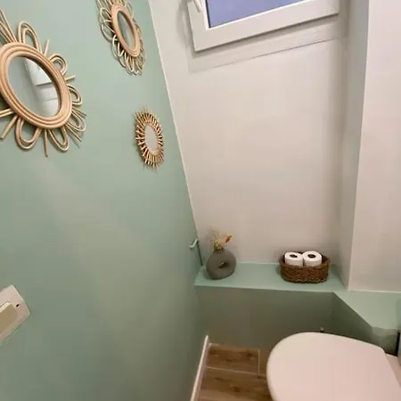 The Cosy Centre Parking Clim Valence (Drome)