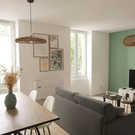 Apartment The Cosy Centre-ville Proche Gare *