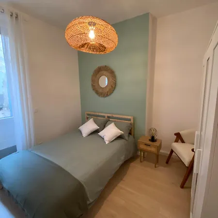 The Cosy Centre Parking Clim * Valence (Drome)