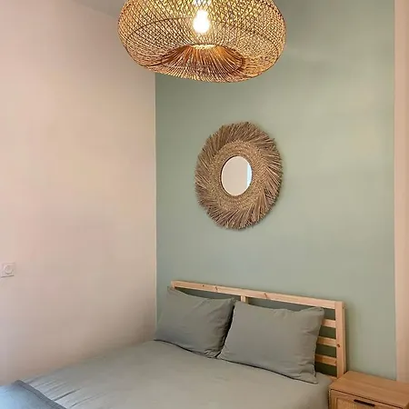The Cosy Centre Parking Clim * Valence (Drome)
