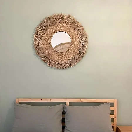 The Cosy Centre Parking Clim