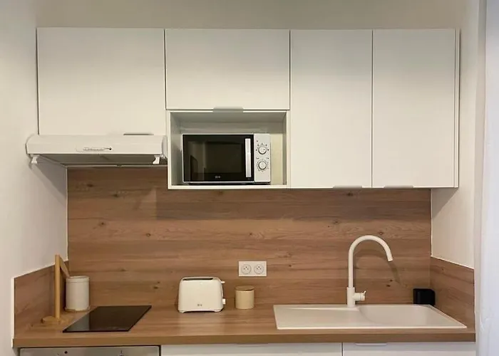 The Cosy Centre Parking Clim *